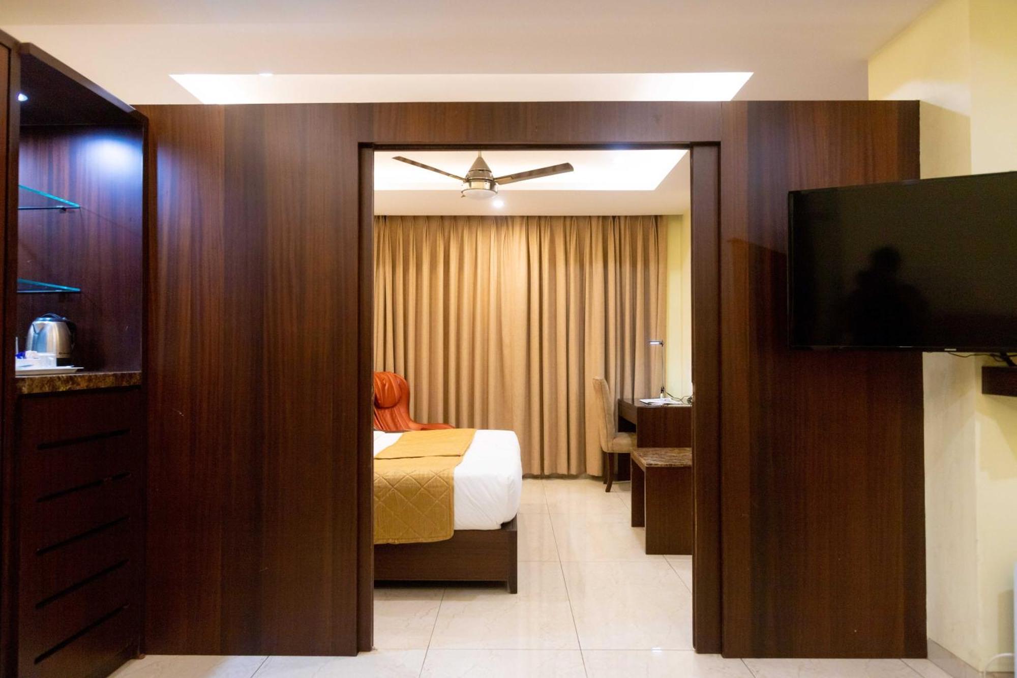 Hotel Godwin - Colaba Mumbai Kültér fotó