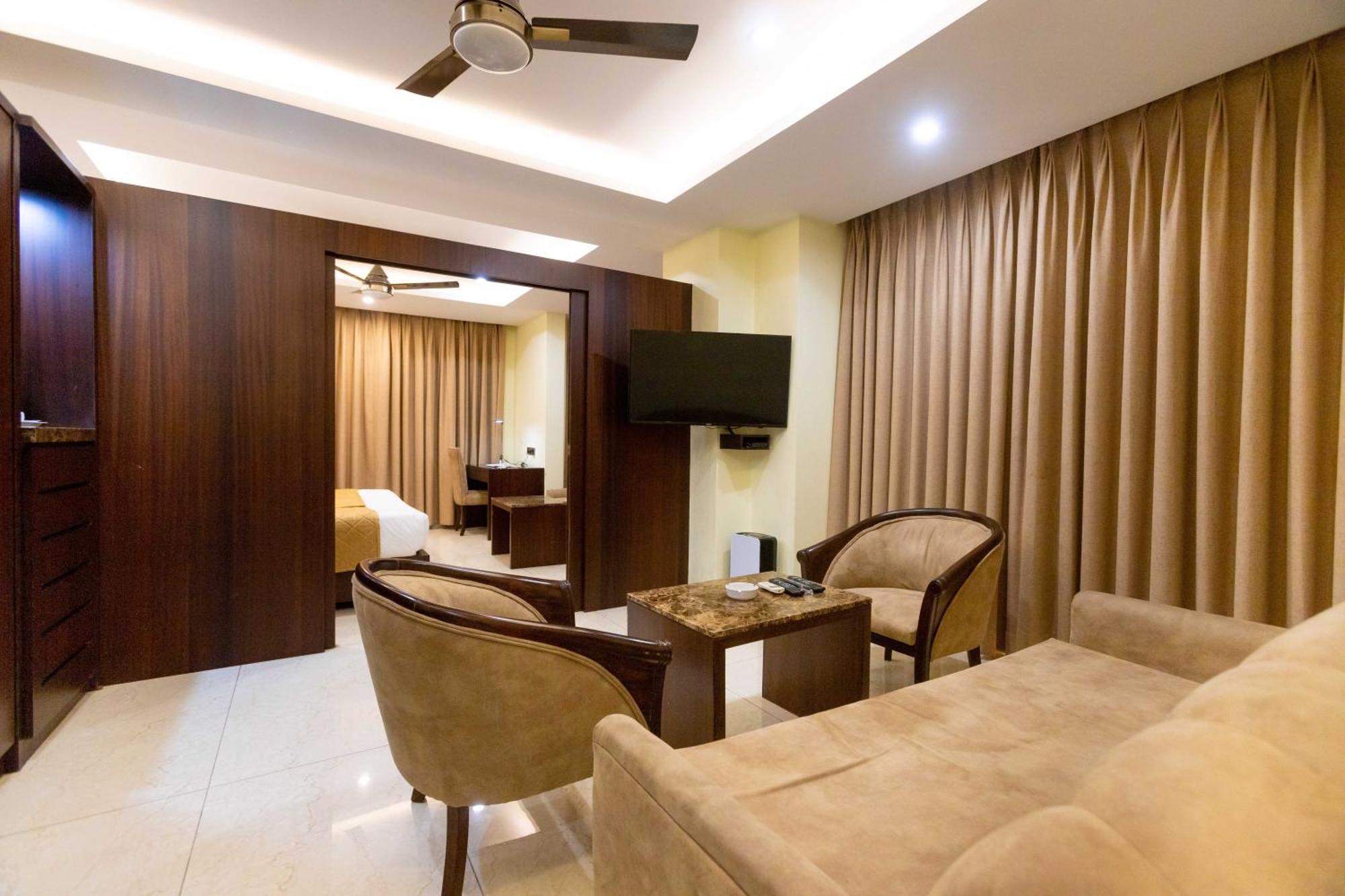 Hotel Godwin - Colaba Mumbai Kültér fotó